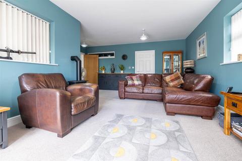 6a Broad Green, Cranfield, Bedford, MK43 0JQ