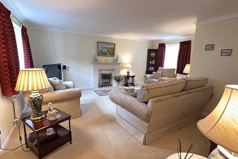 3 bedroom detached house for sale, St Nicholas Gardens, Yarm, TS15 9SJ