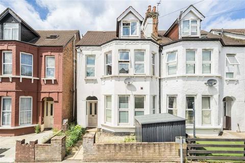 2 bedroom flat for sale, Ash Grove, London NW2
