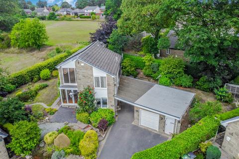 4 bedroom detached house for sale, Willow Close, Little Gomersal, Gomersal, BD19