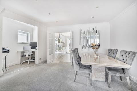 45 Carter Drive, Romford, RM5 2PH