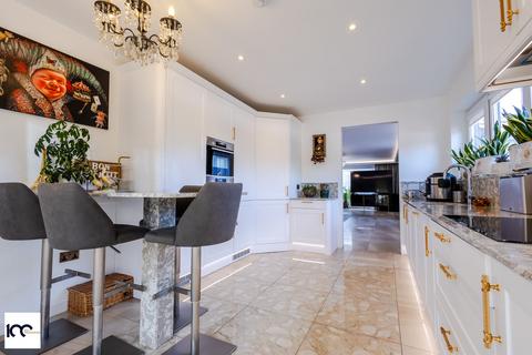 64 Berwick Road, Rainham, RM13 9QL