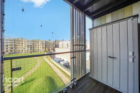 Flat 55, Wave Court Maxwell Road, Romford, RM7 0FA