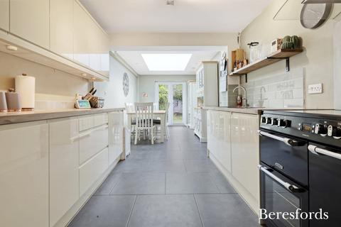 4 bedroom terraced house for sale, Causeway Cottages, Highwood Road, CM1