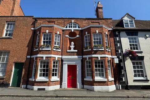 3 bedroom character property for sale, New Street, Warwick