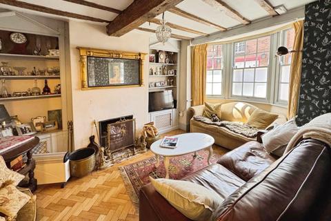 3 bedroom character property for sale, New Street, Warwick