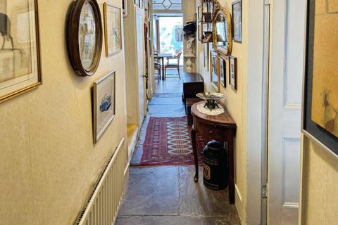 3 bedroom character property for sale, New Street, Warwick