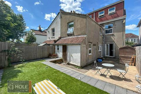 2 bedroom apartment to rent, Belmont Road, St. Andrews, Bristol, BS6