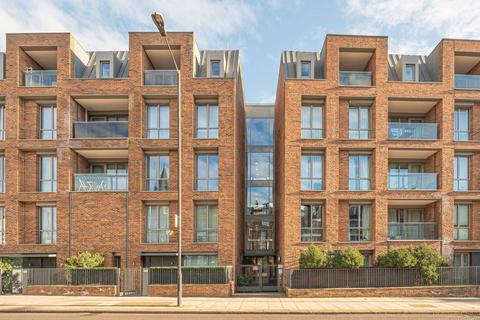 1 bedroom flat for sale, Kidderpore Green, Hampstead, London, NW3