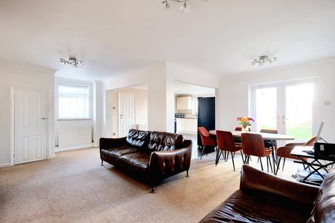 4 bedroom semi-detached house for sale, Skerry Rise, Chelmsford CM1