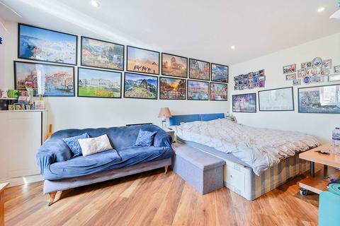 undefined, Hoylake Road, Acton, London, W3