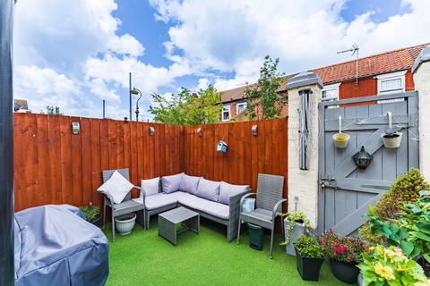 3 bedroom terraced house for sale, Frederick Road, Great Yarmouth