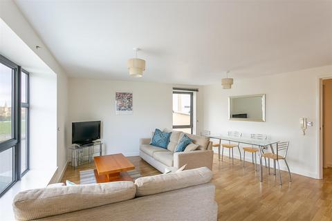 2 bedroom flat to rent, Baltic Quay, Mill Road, Gateshead