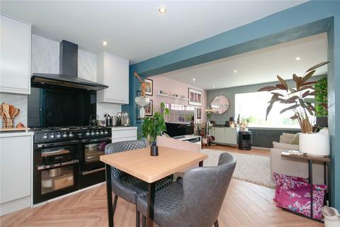 4 bedroom terraced house for sale, Southcliffe Drive, Shipley BD17