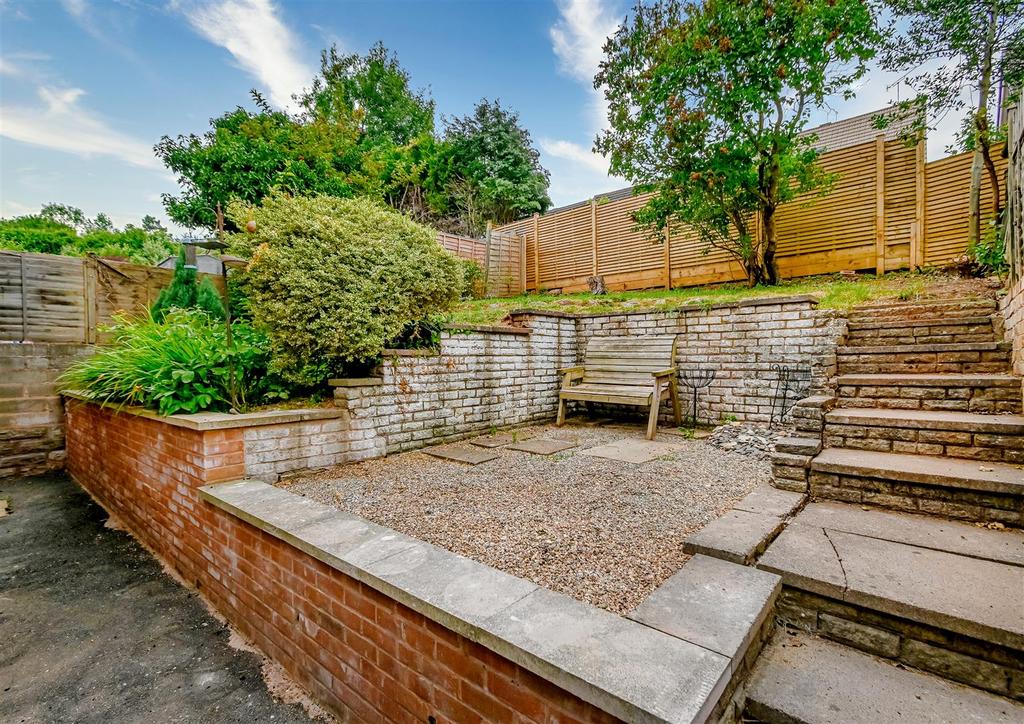 7 Stretton Close-24.jpg