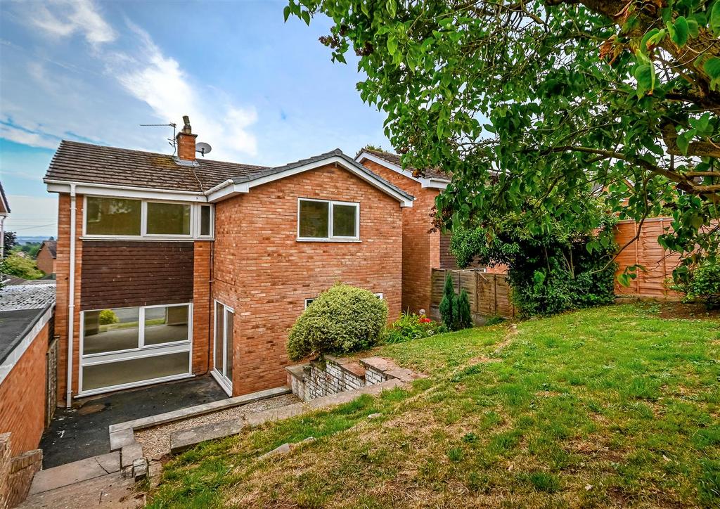 7 Stretton Close-27.jpg