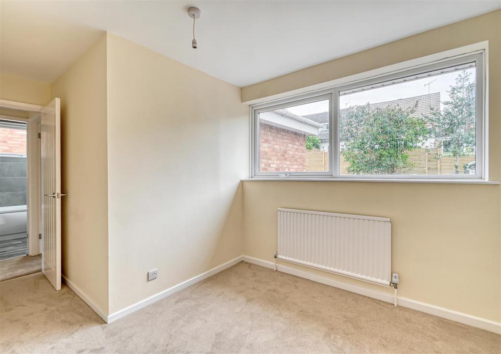 7 Stretton Close-18.jpg