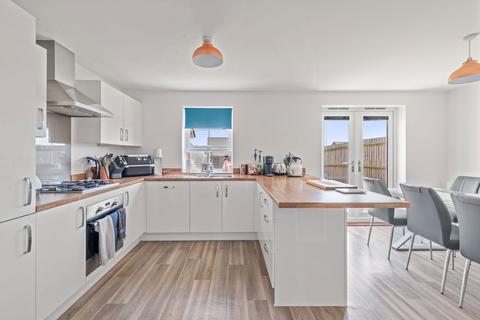 4 bedroom detached house for sale, Helmsley Road, Grantham NG31