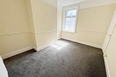 3 bedroom terraced house for sale, Glebe Road, Cleethorpes, N.E. Lincs, DN35 8DA