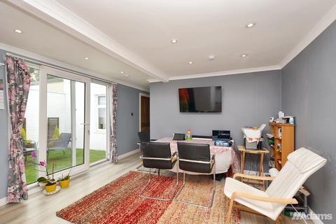 22 Littlegate, Halton Brook, Runcorn, WA7 2EE