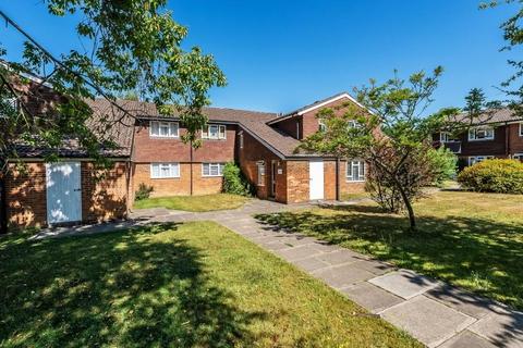 46 Chester Close, Dorking, RH4 1PP