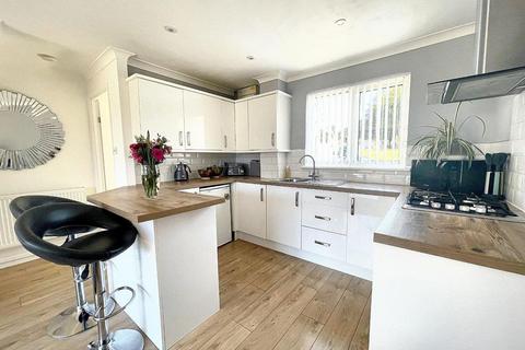 55 Abbey Close, Peacehaven, BN10 7SD