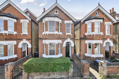 4 bedroom detached house to rent, Burton Road, Kingston Upon Thames KT2
