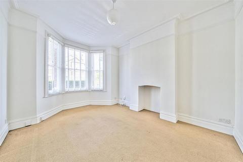 4 bedroom detached house to rent, Burton Road, Kingston Upon Thames KT2