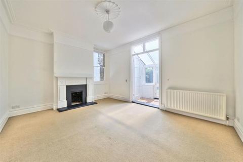 4 bedroom detached house to rent, Burton Road, Kingston Upon Thames KT2