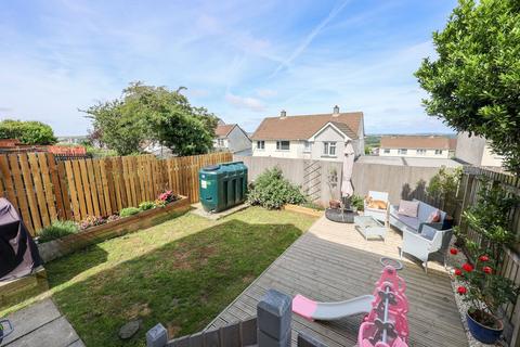 6 The Meadows, St Dennis, St Austell, PL26 8DR
