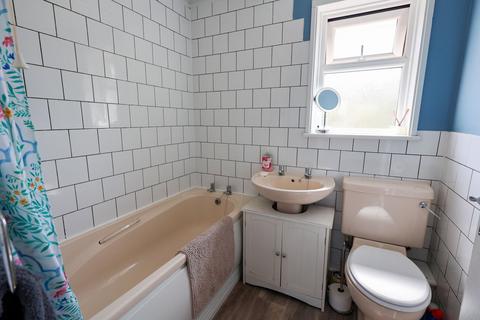 6 The Meadows, St Dennis, St Austell, PL26 8DR