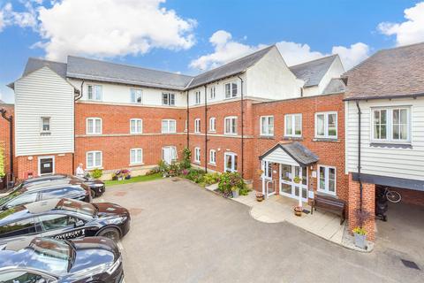 1 bedroom flat for sale, East Street, Faversham, Kent