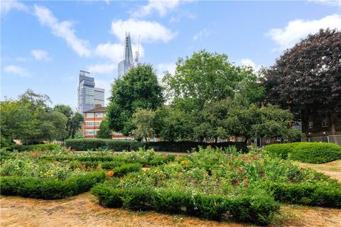 2 bedroom flat for sale, Tyers Gate, London, SE1