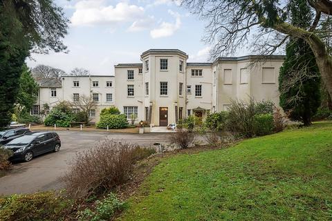 2 bedroom flat for sale, Dormy House, Portnall Drive, Virginia Water, Surrey, GU25