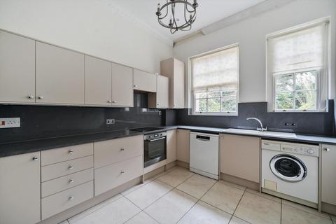 2 bedroom flat for sale, Dormy House, Portnall Drive, Virginia Water, Surrey, GU25