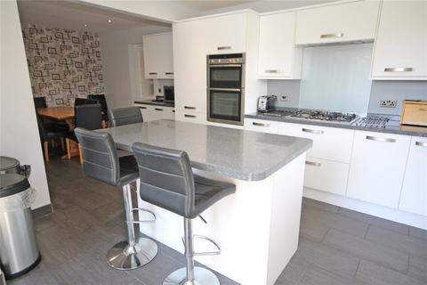 8 Beacon Close, Everton, Lymington, SO41 0LQ