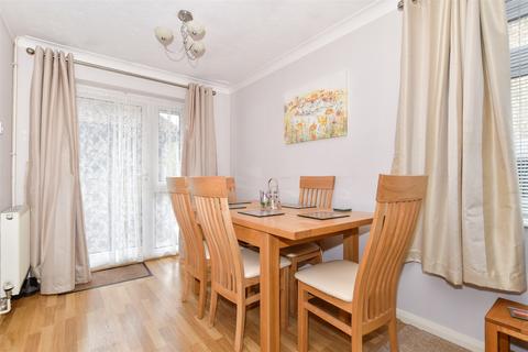 2 bedroom detached bungalow for sale, Beauworth Park, Maidstone, Kent