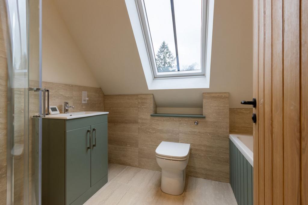 Main bathroom