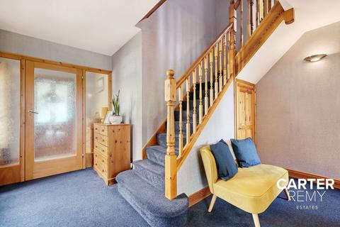 3 bedroom detached house for sale, Haresland Close, Benfleet, SS7