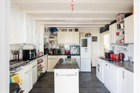 3 bedroom apartment for sale, Ardingly Road, Saltdean, Brighton