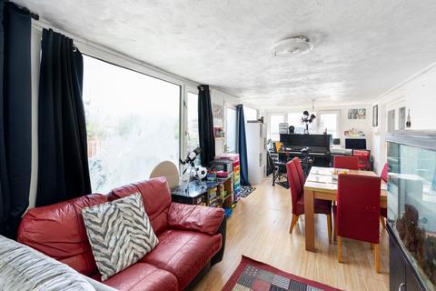 3 bedroom apartment for sale, Ardingly Road, Saltdean, Brighton