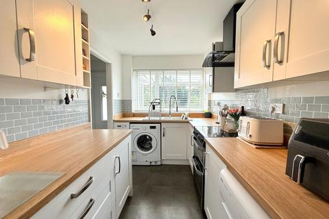 3 bedroom semi-detached house for sale, Peterbrook Road, Shirley