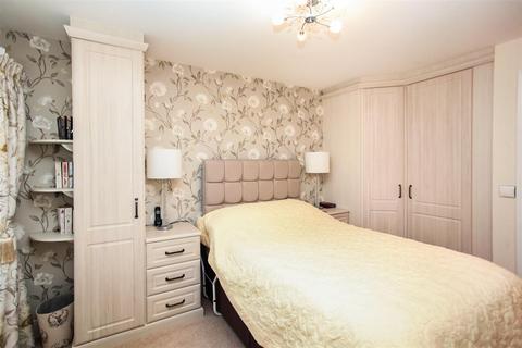 1 bedroom apartment for sale, St Clements Court, South Street, Atherstone, Warwickshire, CV9 1GD