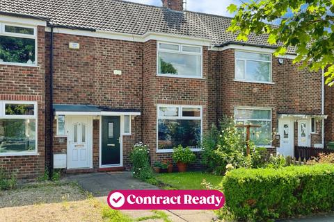 3 bedroom terraced house for sale, Weghill Road, Preston, Hull, , HU12 8UW