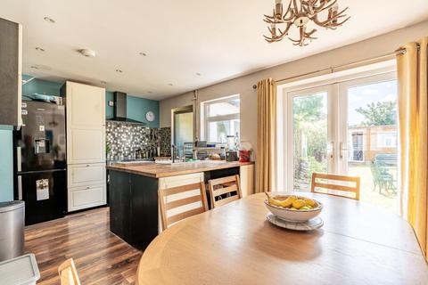 3 bedroom end of terrace house for sale, Bristol BS16