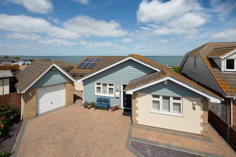 14 Brooklands Close, Herne Bay, CT6 8AW