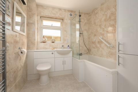 14 Brooklands Close, Herne Bay, CT6 8AW