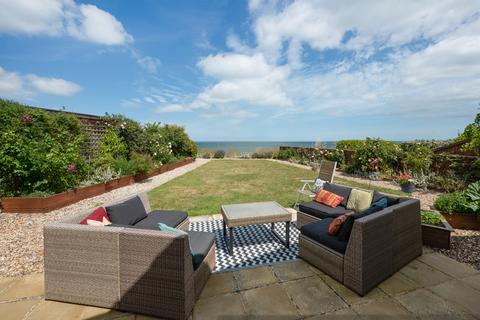 14 Brooklands Close, Herne Bay, CT6 8AW