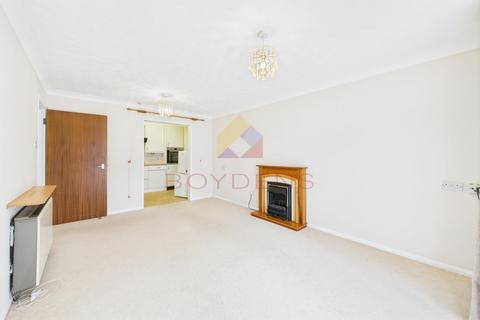 1 bedroom retirement property for sale, Maldon Road, Colchester CO3