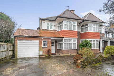 26 Winchfield Close, Harrow, HA3 0DT